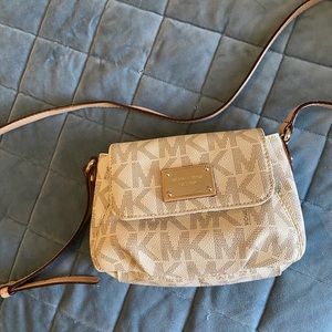 MK white patterned crossbody bag! Lightly used!